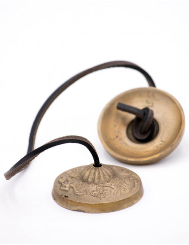 instrumentos-meditacion-budista-tallados-a-mano