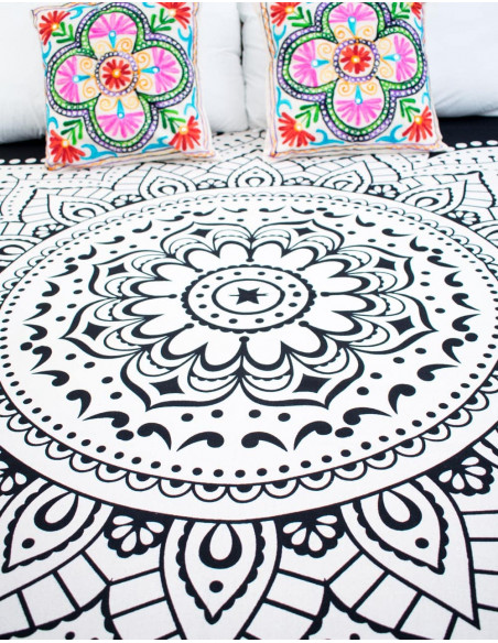 Black Summer Quilt