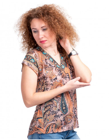 blusa-estampada-escote-en-pico