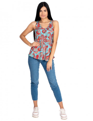 camiseta-fondo-celeste-tirantes-anchos