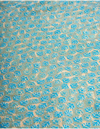 seda-suave-al-tacto-estampada-verde