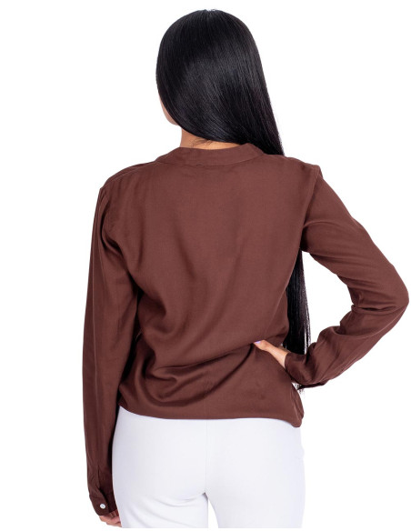 camisa-viscosa-marron-mangas-largas