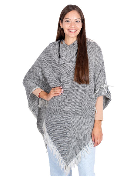 poncho-unisex-con-capucha-gris