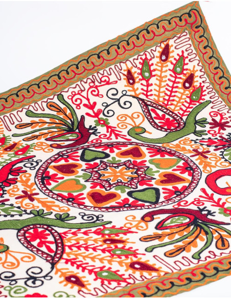 tapiz-bordado-pavo-real-bordado-colorido