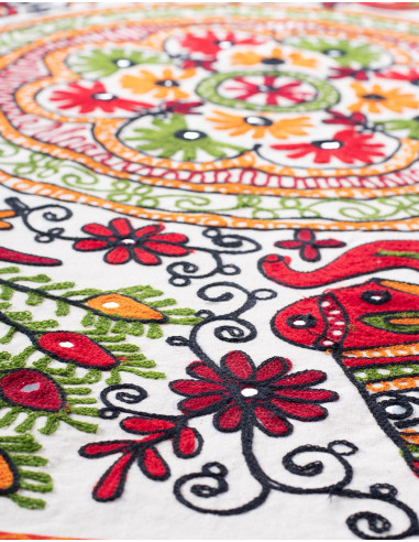 fabricacion-artesanal-india-bordados-animales