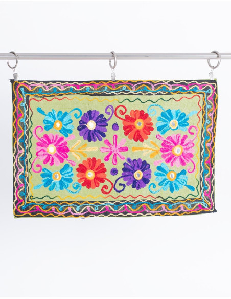 mantel-individual-bordado-artesanal-flores-multicolor