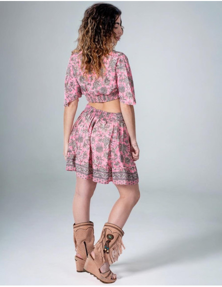 falda-volados-y-top-seda-estampada-rosa