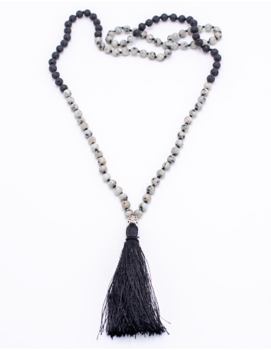 rosario-piedras-minerales-roca-volcanica-y-howlita