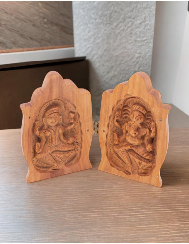 estatua-madera-tallada-hamsa-lakshmi-ganesha