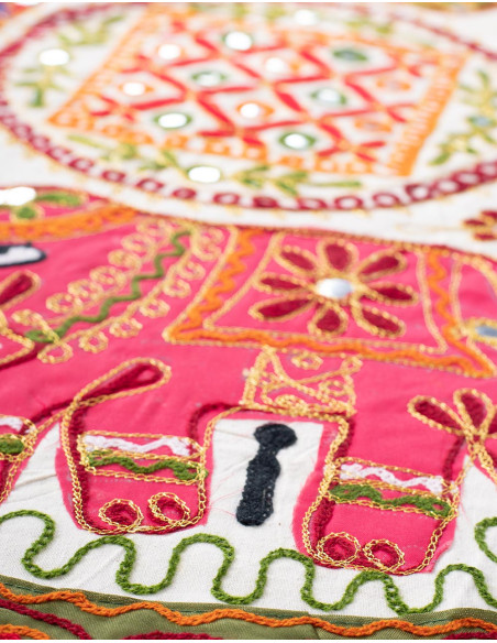 Round Tablecloth with Hand-Embroidered Elephants in a Circle – Kimago