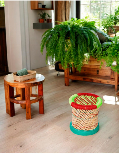 Trenzado en Bambú: Taburete Artesanal de India | Base de Goma para Comodidad Flexible