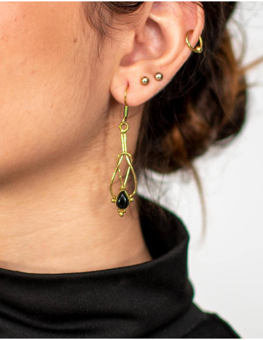 pendiente-laton-dorado-con-piedra-mineral