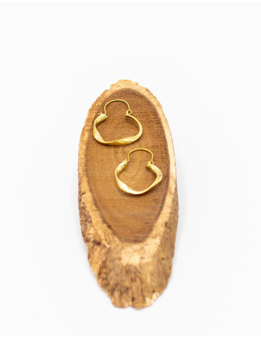 Handcrafted golden brass earrings – Unique...