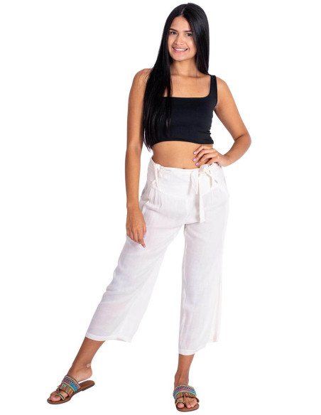 Kimago White Capri Pants with Fabric Belt and Elastic Back
