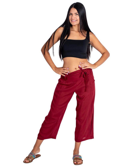 Kimago Burgundy Capri Pants with Adjustable Belt and Elastic