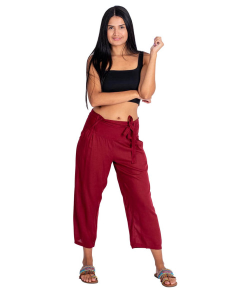 Kimago Burgundy Capri Pants with Adjustable Belt and Elastic