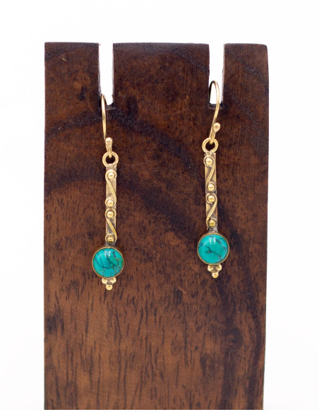 Gold earrings with handmade stones | Kimago