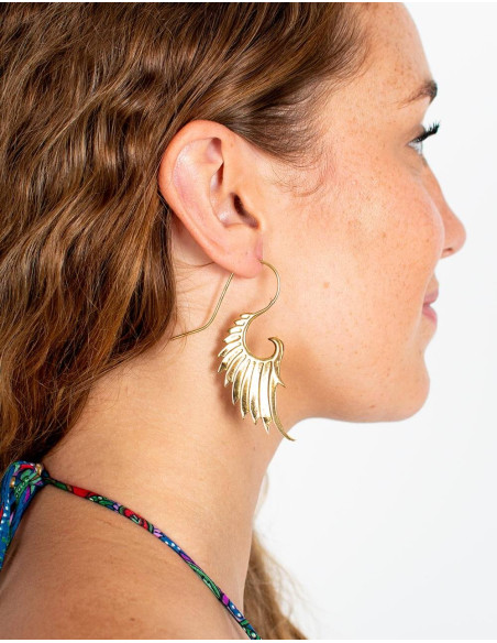 Kimago handmade golden wing-shaped earrings