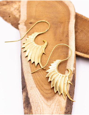 Kimago handmade golden wing-shaped earrings