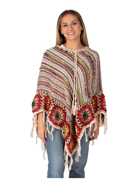 Woven boho poncho with fringes | Kimago