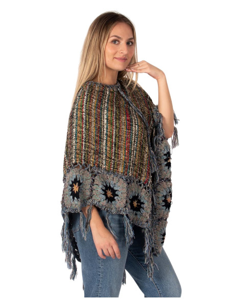 Woven boho poncho with fringes | Kimago