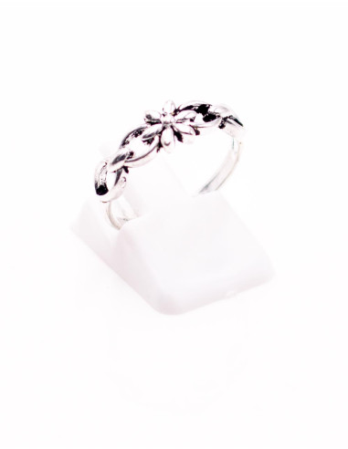 Ethnic silver ring