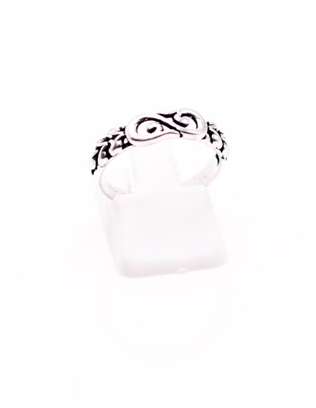 Silver spiral ring