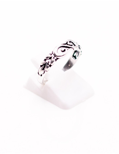 anillo-laton-plateado-diseno-espiral-india